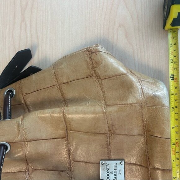 Dooney and Bourke pebble cinched drawstring leather purse vintage good condition - Picture 8 of 16